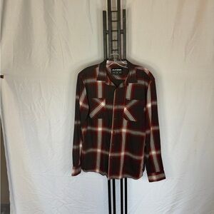 Dakine Men's Black and‎ Red Plaid Button Down Shirt